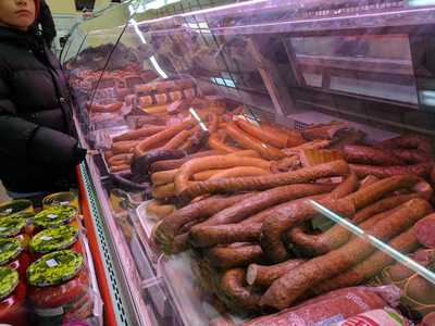 Benna's Bakery And Deli