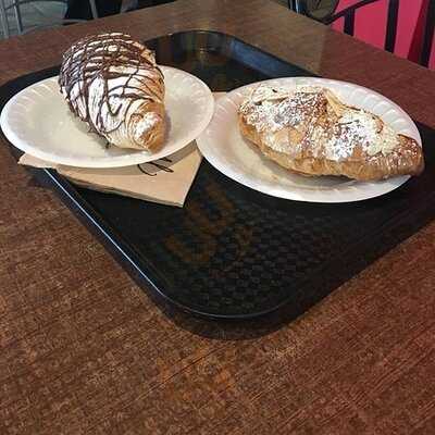 Michel's Baguette French Bakery Cafe