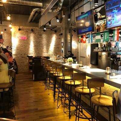 1909 Tavern Signed St-hubert