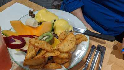 Cora's Breakfast & Lunch