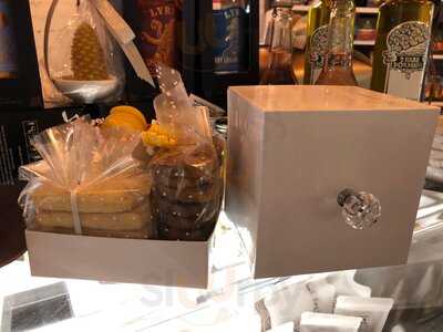 Ub Social Cafe & General Store