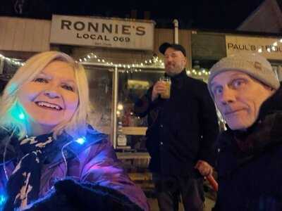 Ronnie's Local 069