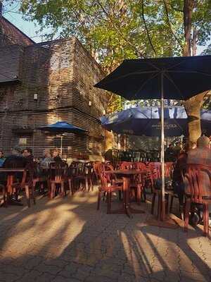 Cafe-bar Le Saint-sulpice