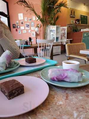 Le Petit Sao / Pointe-st-charles