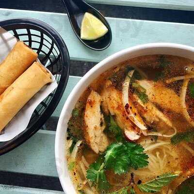 Le Petit Sao / Pointe-st-charles