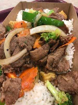 Thai Express Restaurant Montreal