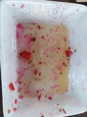 Le Cafe Des Amis Pavillon