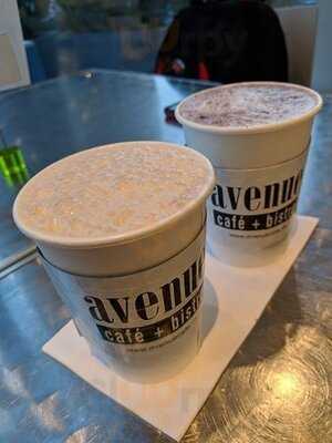 Avenue Cafe & Bistro