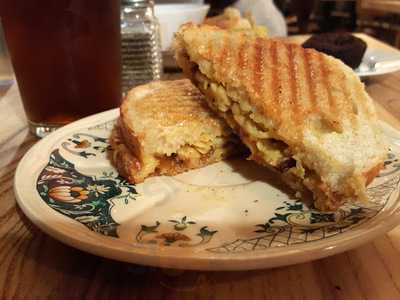 Rond-point Cafe Autogere