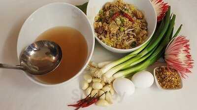 Lapaz Batchoy Toronto