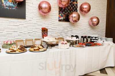 Bomond Restaurant & Lounge