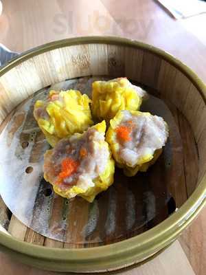 Yum Yum Soupe Dumpling