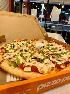 Pizza Pizza