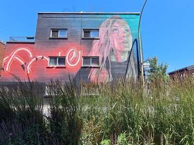 Parentheses  Montreal