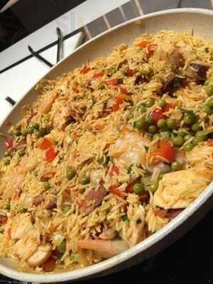 Atelier De Cuisine Table Rouge