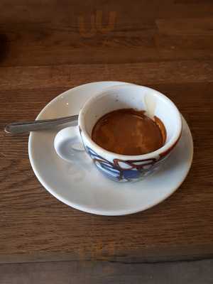 Si Espresso & Pasticceria Bar