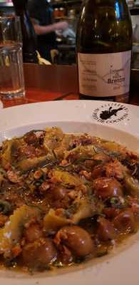 Josephine Bistro & Pub