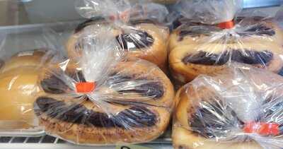 Dabest Filipino Bakery