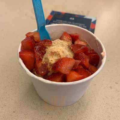 Yogen Fruz
