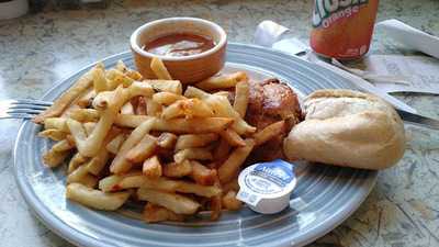 3 Eggs All Day Grill