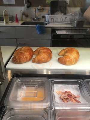 Yum Croissant