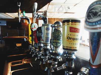 Absinthe Pub And Coffee Shop