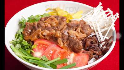 Yunnan Cross Bridge Rice Noodle