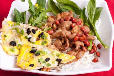 Yunnan Cross Bridge Rice Noodle