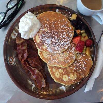 Enigma Cafe & Restaurant