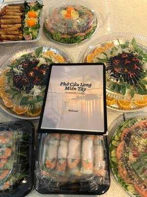 Pho Cuu Long Mien Tay Vietnamese Restaurant
