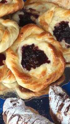 Pascal's Baguette And Bagels