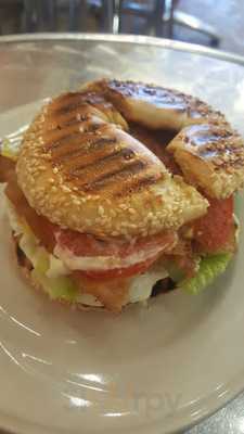 Pascal's Baguette And Bagels