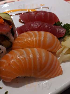 Tokyo Sushi