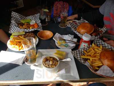 The Wally Tap & Grill