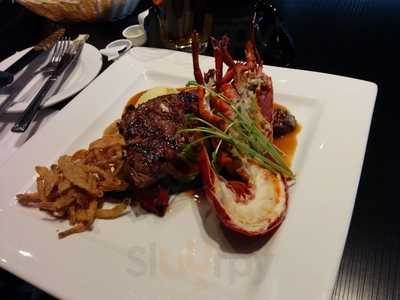 Omg Restaurant & Lounge