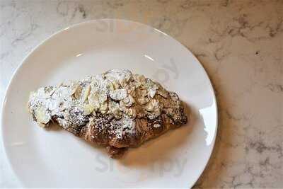 Second Cup Coffee Co. Featuring Pinkberry Frozen Yogurt