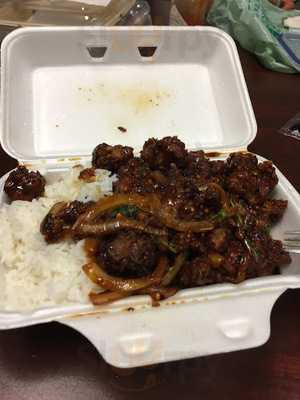 Golden Wok Restaurant