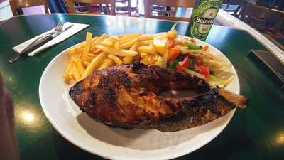 Edie's Place Bar & Cafe