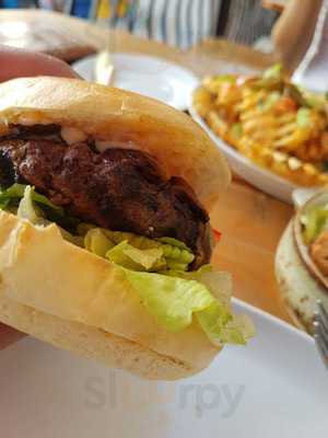 Fionn Maccool's Irish Pub