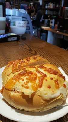 Hideaway Resturant & Lounge