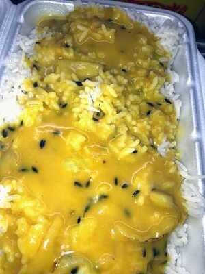 Debe's Roti & Doubles