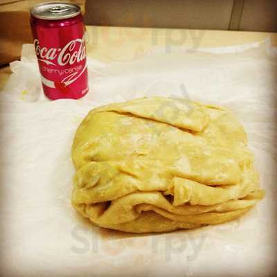 Debe's Roti & Doubles