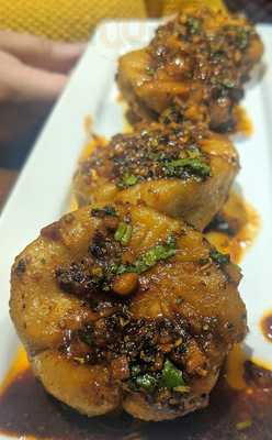 Cafe Tibet Bar &grill