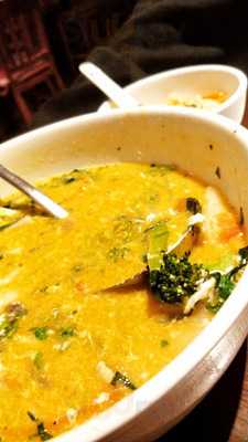 Cafe Tibet Bar &grill