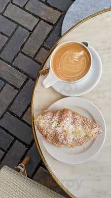 Balzac's Coffee Roasters