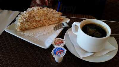 Genatsvale Georgian Restaurant