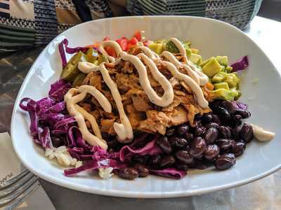 Visue Restaurant & Cafe