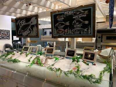 Floga Estiatorio And Event Space