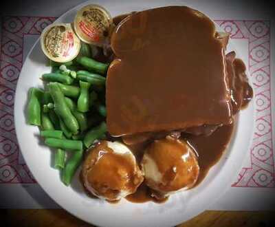 Gravediggerz' Variety & Restaurant