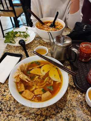 Flower Lantern Vegetarian Restaurant